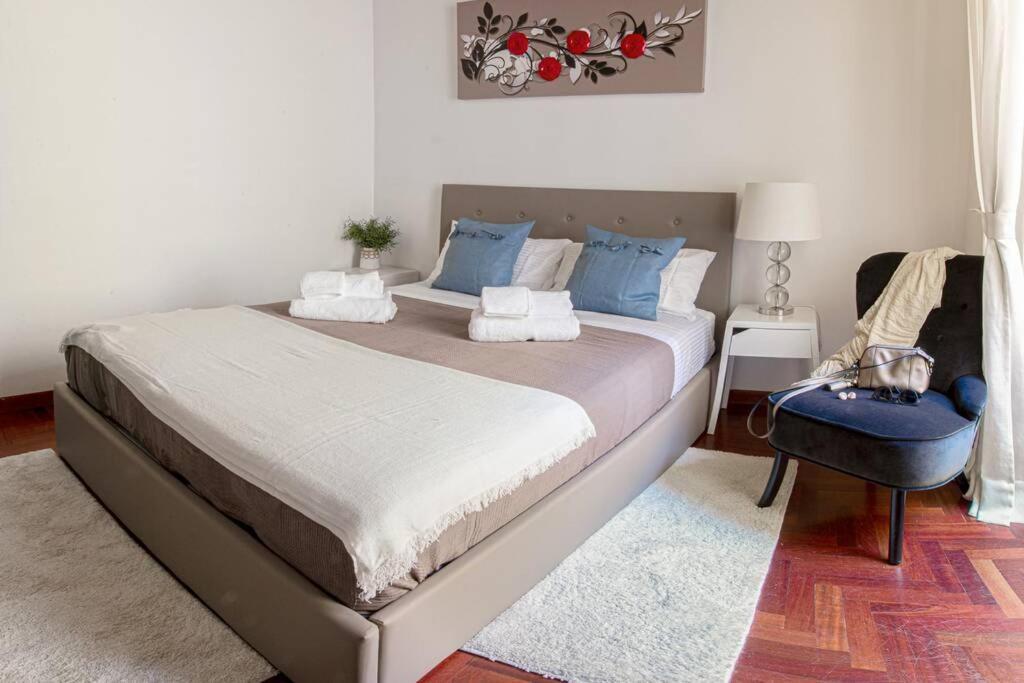 Chiara'S Place At Pantheon - Your Apt In Рим Экстерьер фото