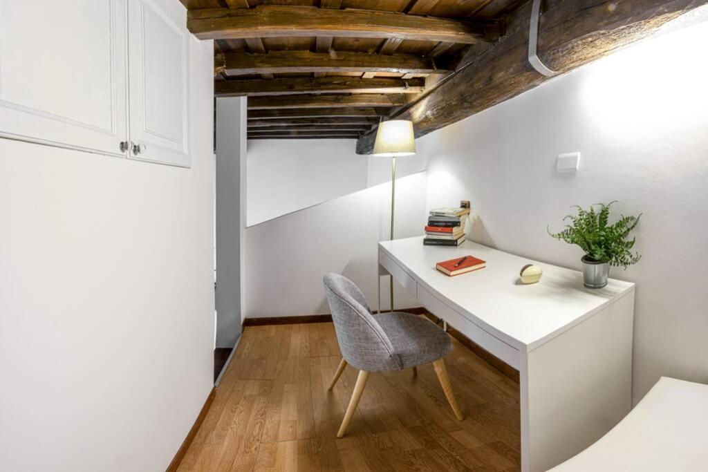 Chiara'S Place At Pantheon - Your Apt In Рим Экстерьер фото
