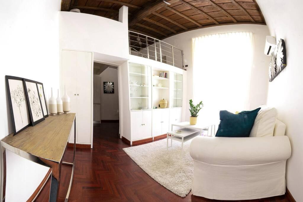 Chiara'S Place At Pantheon - Your Apt In Рим Экстерьер фото